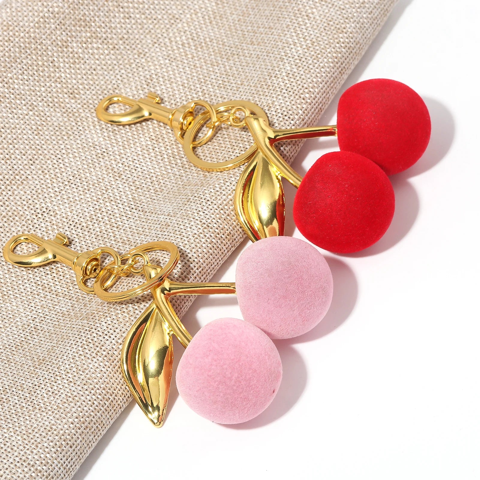 Accessoire pour sac à main - Pendentif cerise en résine