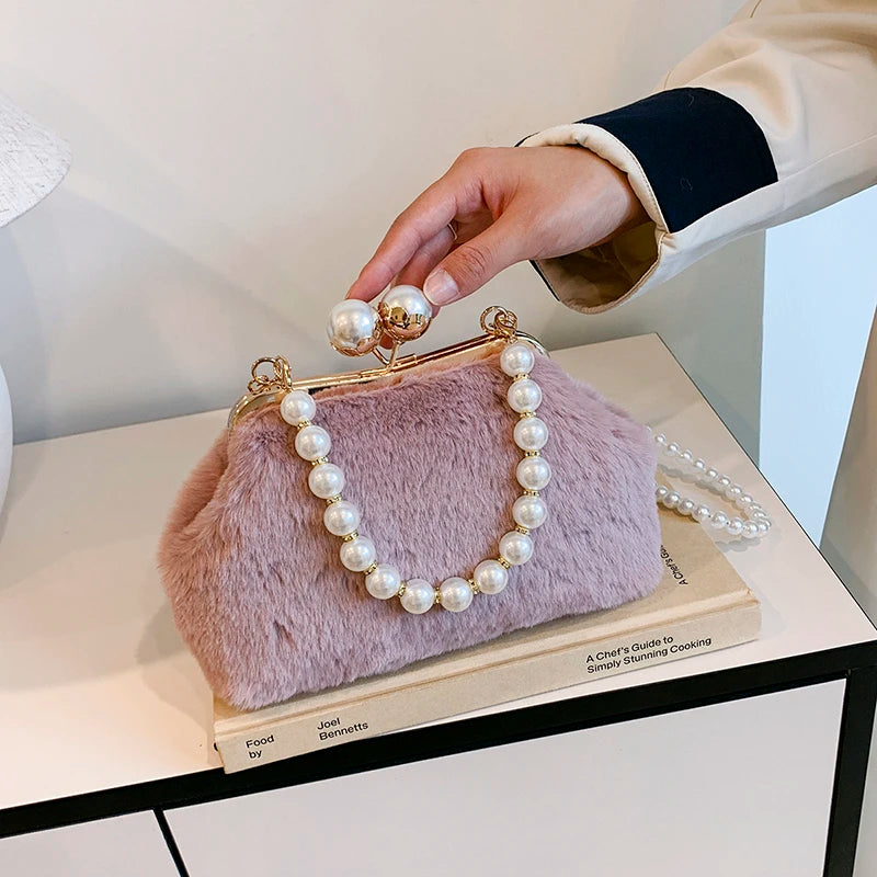 Sac à main bandoulière en fausse fourrure délicate - Letizia - Maison Elvira