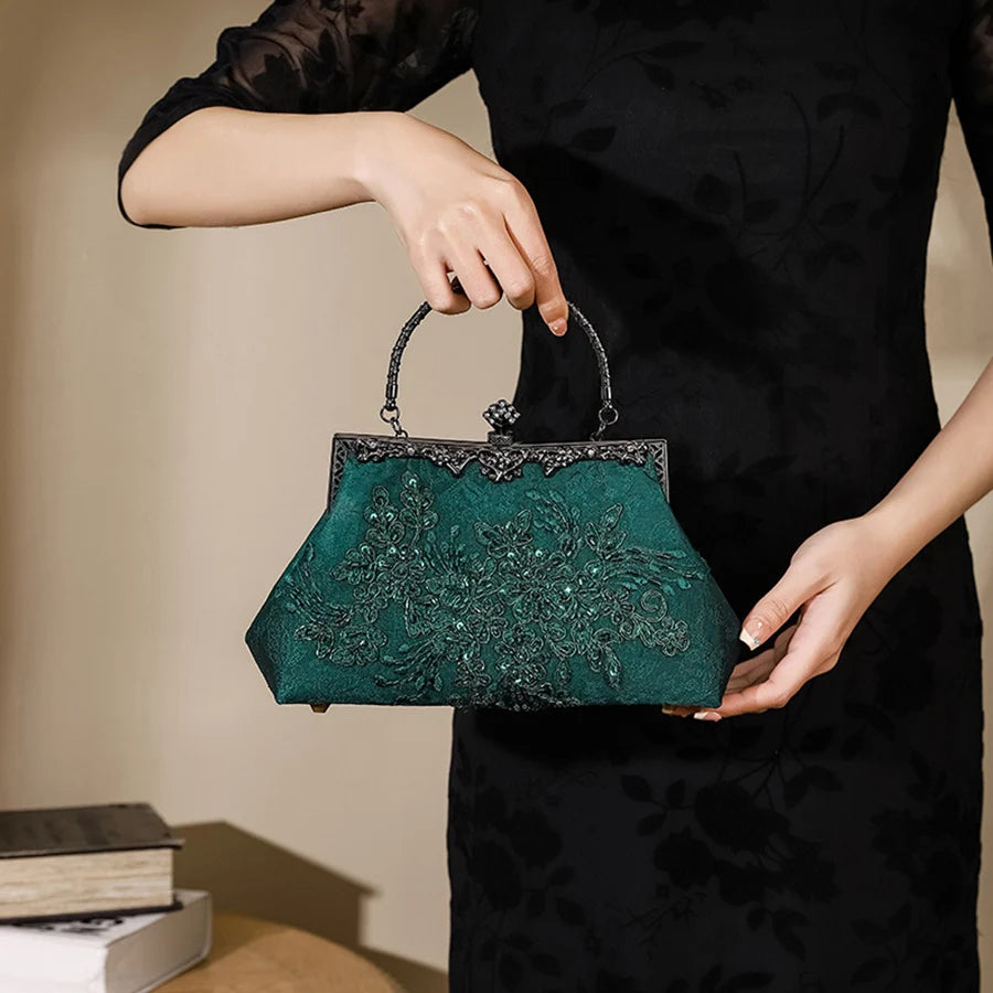 Sac à main bandoulière brodé de perles d’inspiration chinoise - Flavia - Maison Elvira