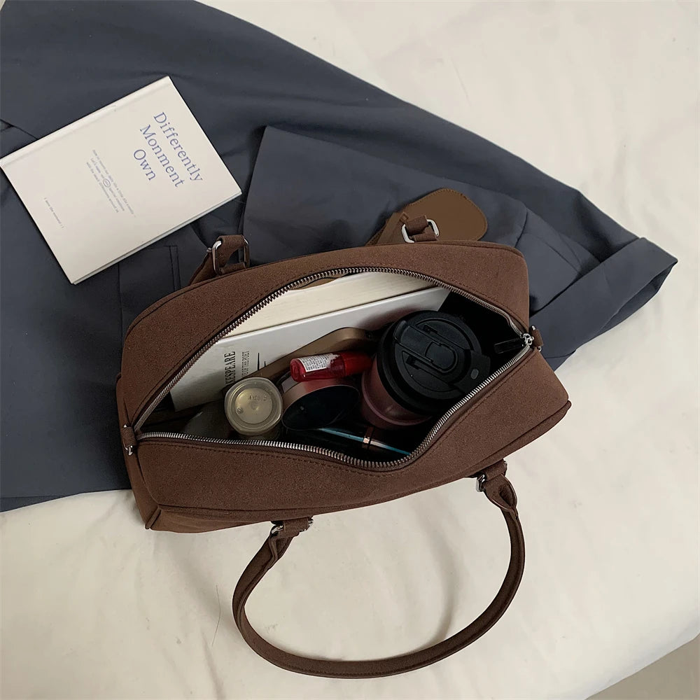 Sac à main bandoulière en daim spacieux - Silvia - Maison Elvira