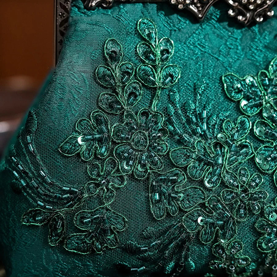 Sac à main bandoulière brodé de perles d’inspiration chinoise - Flavia - Maison Elvira