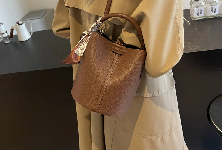 Sac à main bandoulière fourre-tout seau rétro - Lina - Maison Elvira