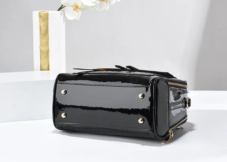 Sac à main bandoulière effet crocodile brillant - Alessia - Maison Elvira