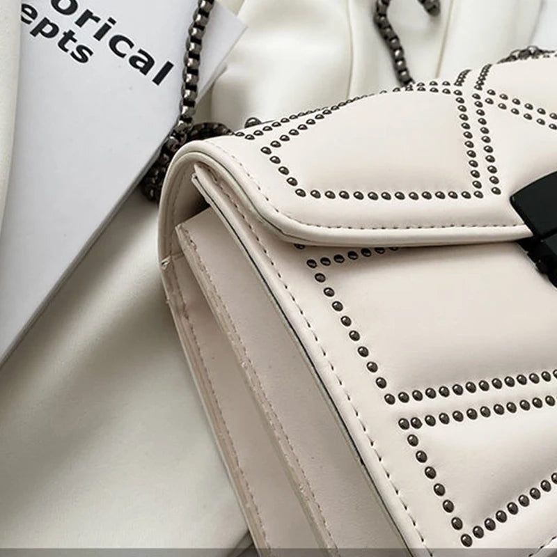 Sac à main bandoulière clouté - Nina - Maison Elvira