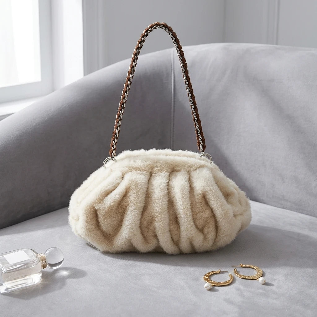 Sac à main bandoulière moelleux en fausse fourrure - Isadora