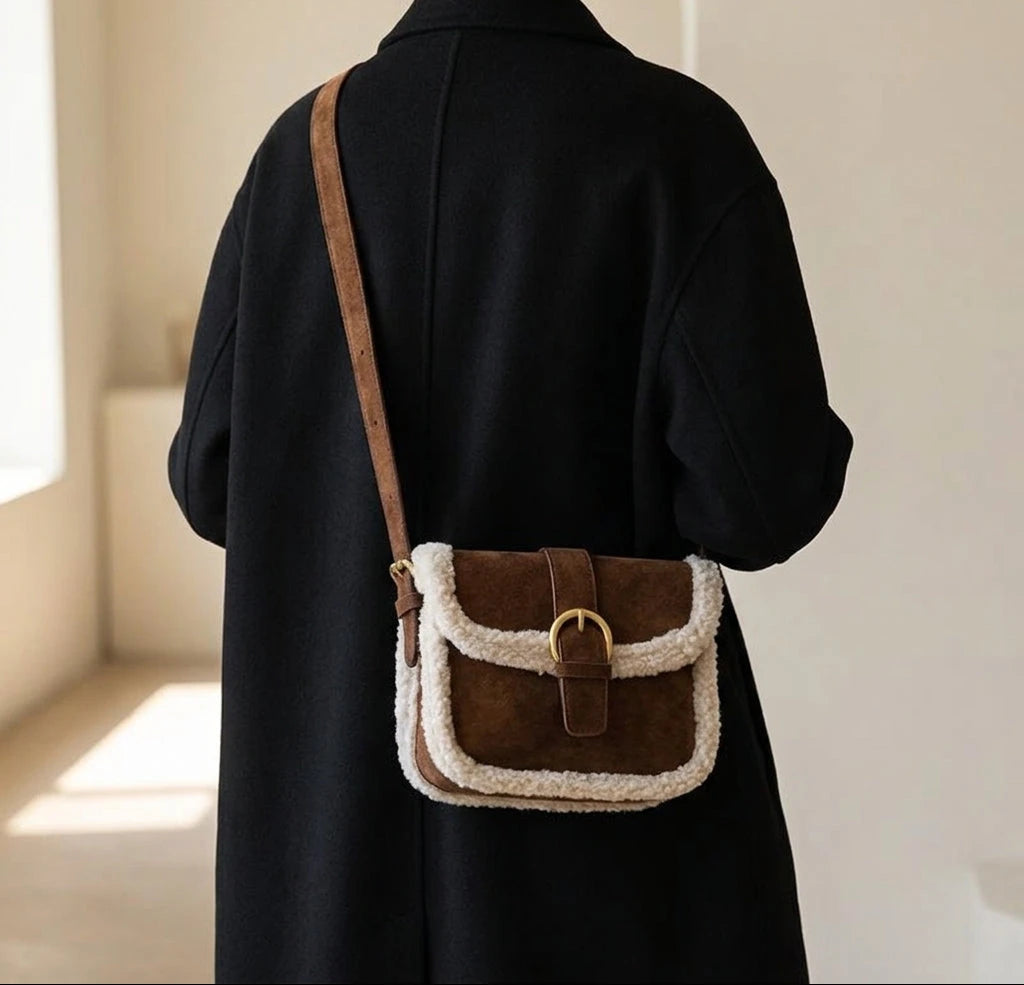 Sac à main en peluche délicat - Livia