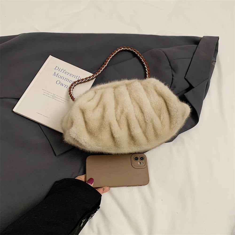 Sac à main bandoulière moelleux en fausse fourrure - Isadora - Maison Elvira