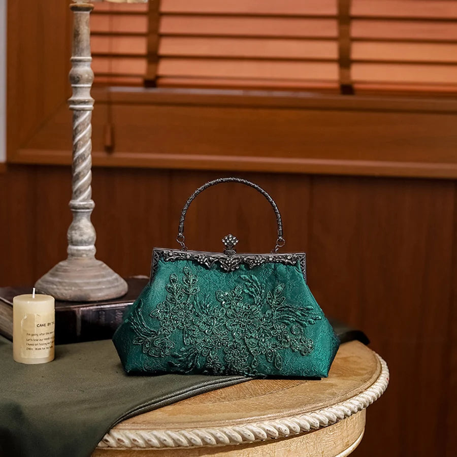 Sac à main bandoulière brodé de perles d’inspiration chinoise - Flavia - Maison Elvira