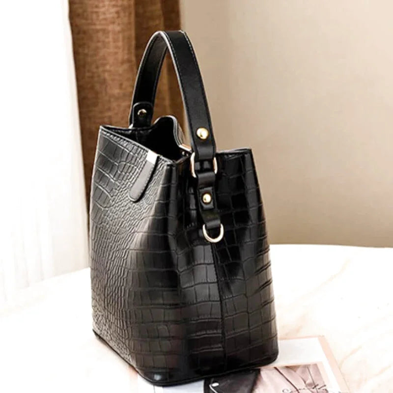 Sac à main bandoulière seau crocodile chic - Federica - Maison Elvira