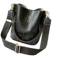 Sac à main bandoulière effet crocodile seau patiné - Francesca - Maison Elvira