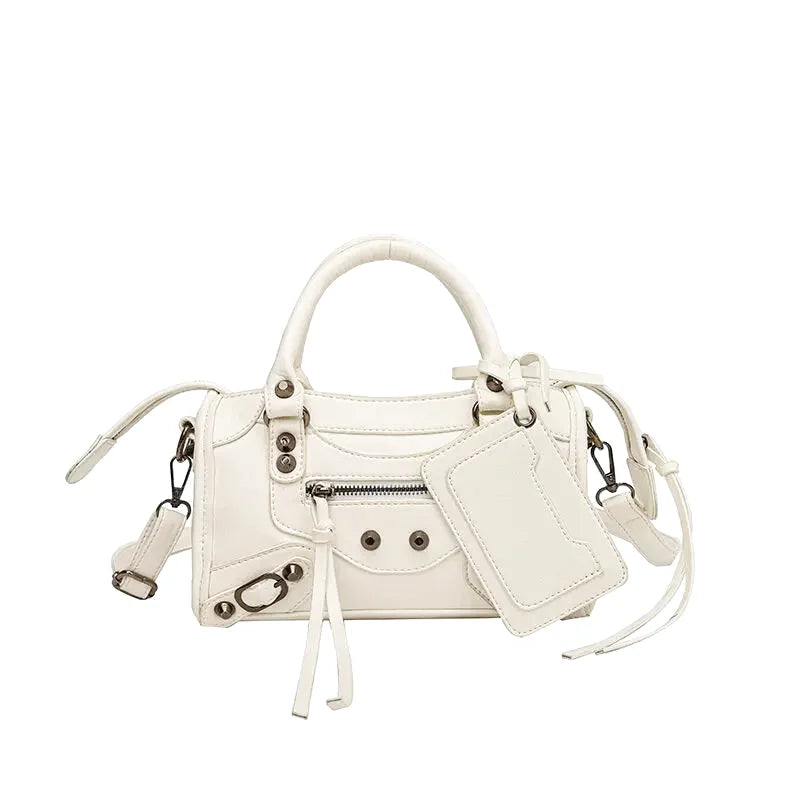 Sac à main bandoulière style moto simple à rivets - Donatella - Maison Elvira